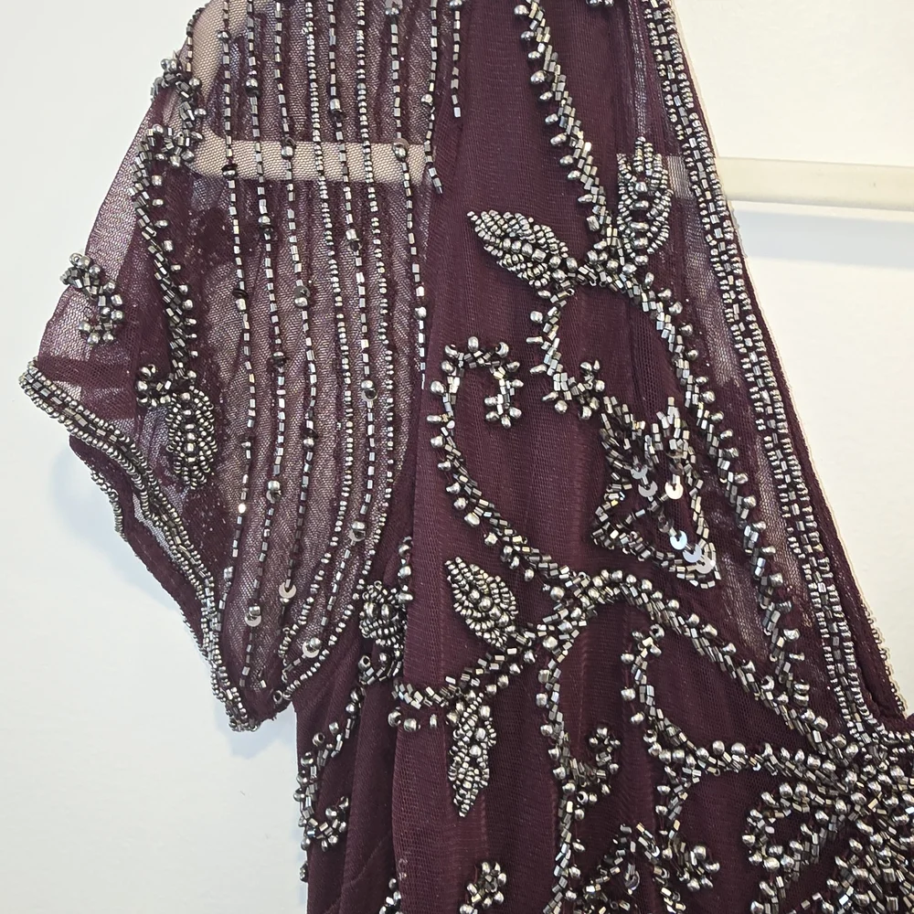 Pissaro Nights Elegant Maroon Beaded Gown Size 14 Nwt. Stunning - Picture 6 of 13